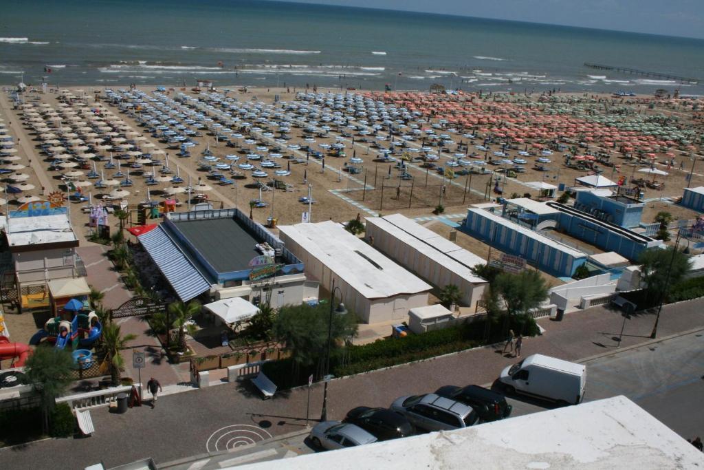 Hotel Ave Rimini Luaran gambar