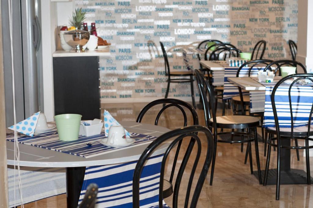 Hotel Ave Rimini Luaran gambar