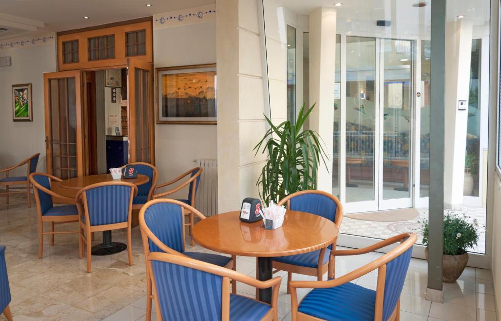 Hotel Ave Rimini Luaran gambar