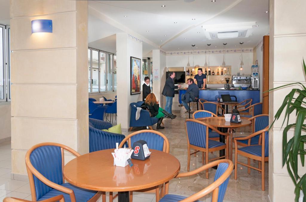Hotel Ave Rimini Luaran gambar